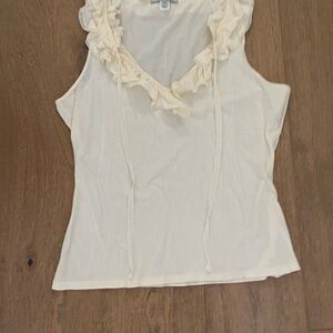 Cream Sleeveless Ruffled Fitted Blouse